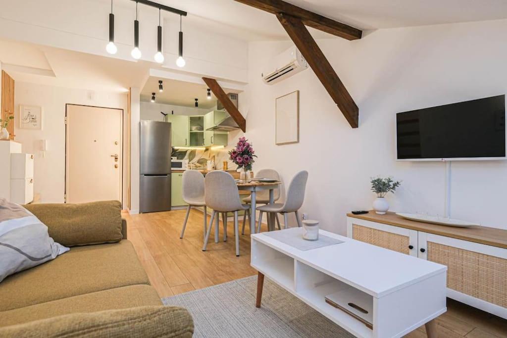 Cozy Loft Under The Wawel Sky Cracóvia Exterior foto